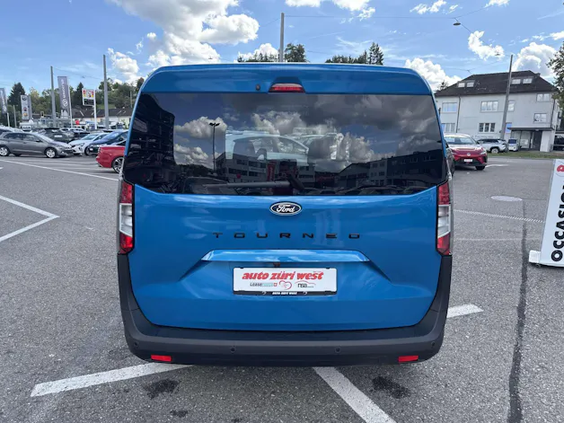 FORD Tourneo Courier 1.0 EcoBoost Titanium Automat