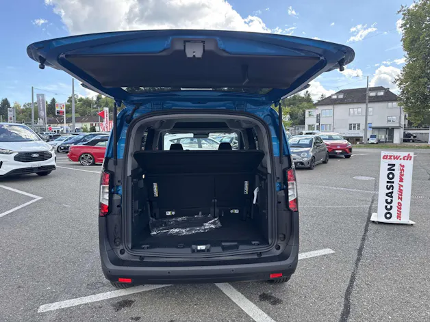 FORD Tourneo Courier 1.0 EcoBoost Titanium Automat