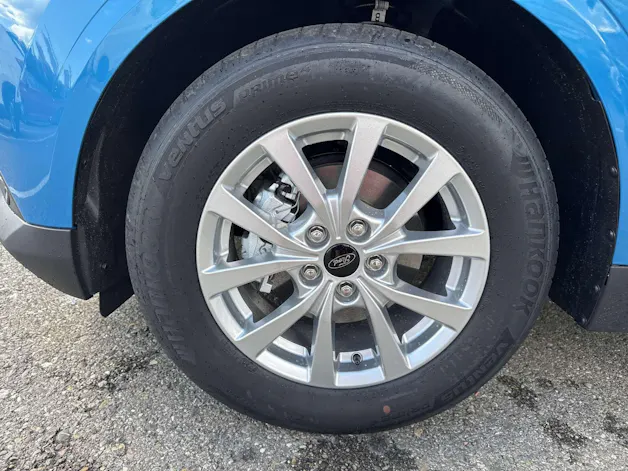 FORD Tourneo Courier 1.0 EcoBoost Titanium Automat