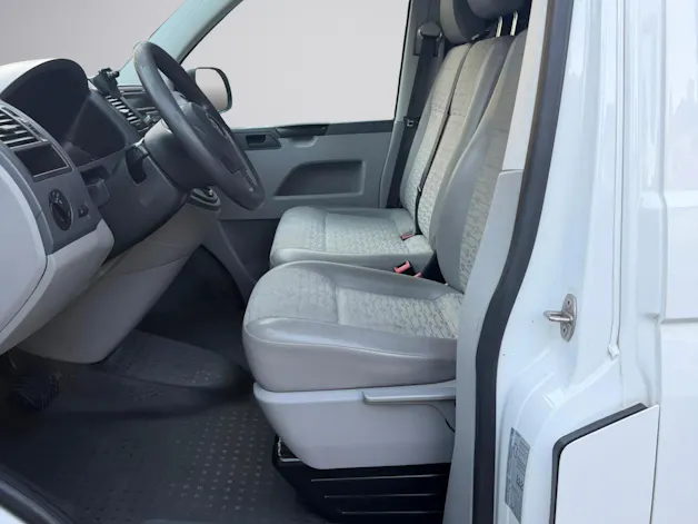 VW T5 2.0 TDI DSG * Sortimo * Nutzlast 1179kg * Klima * 3 Sitzer * Automat *