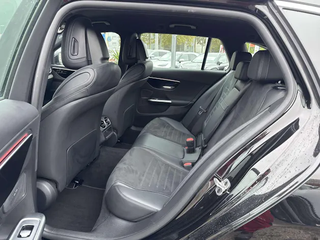 MERCEDES-BENZ C 300 T AMG-Line 259PS Automat