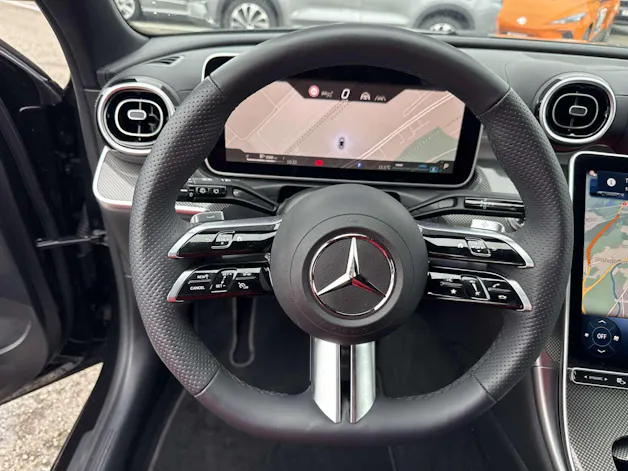 MERCEDES-BENZ C 300 T AMG-Line 259PS Automat