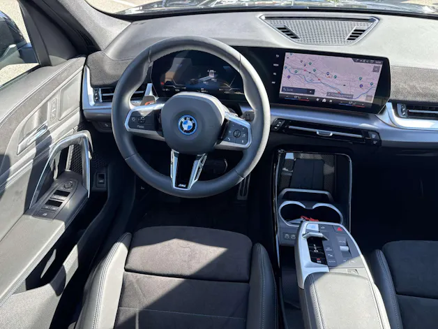 BMW iX1 xDrive 30 M Sport 306PS Automat