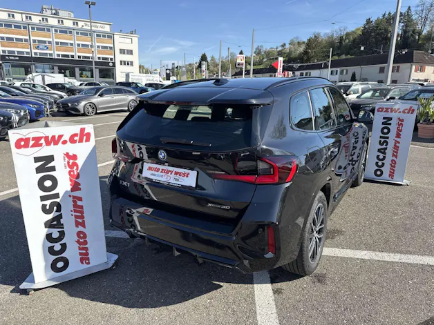 BMW iX1 xDrive 30 M Sport 306PS Automat