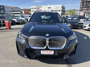BMW iX1 xDrive 30 M Sport 306PS Automat