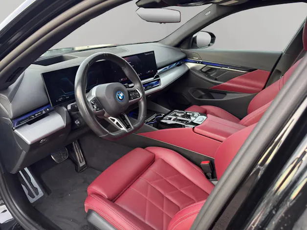BMW BMW 550e xDrive M Sport Pro | Panorama | B&W | Laser | CH | 1. Hand
