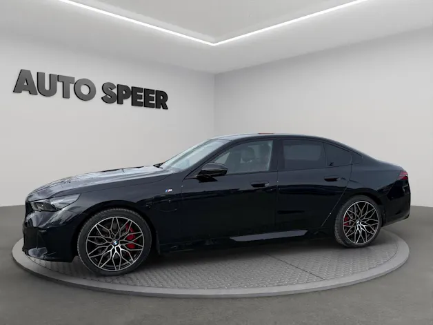BMW BMW 550e xDrive M Sport Pro | Panorama | B&W | Laser | CH | 1. Hand