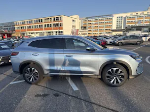 BYD Seal U DM-i PHEV Design AWD 324PS Automat