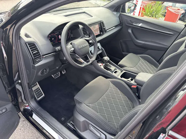 SKODA Karoq 2.0 TSi SportLine 4x4 DSG-Automat