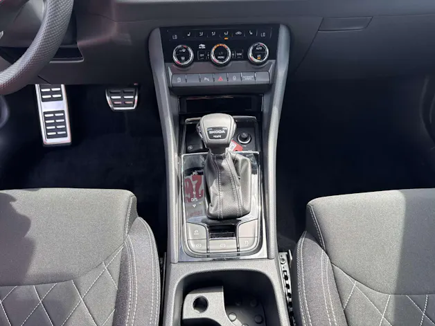 SKODA Karoq 2.0 TSi SportLine 4x4 DSG-Automat