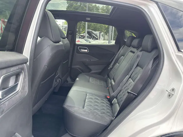NISSAN Qashqai 1.3 DIG-T MHEV Tekna+ Xtronic-Automat