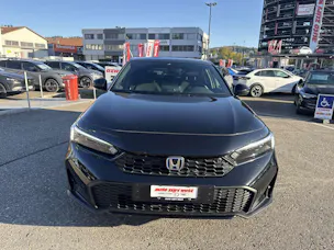 HONDA Civic 2.0 i-MMD HEV Elegance Automat