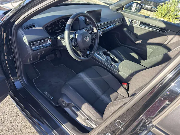 HONDA Civic 2.0 i-MMD HEV Elegance Automat