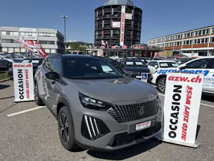 PEUGEOT 2008 1.2 PureTech GT Automat