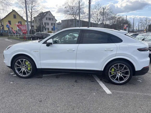 PORSCHE Cayenne Coupé E-Hybrid 462PS Automat