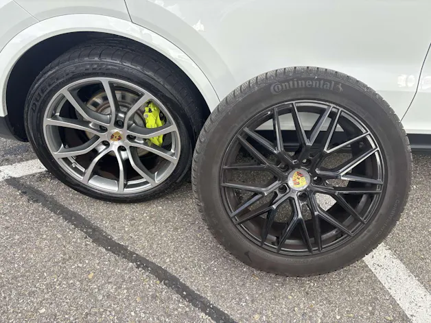 PORSCHE Cayenne Coupé E-Hybrid 462PS Automat