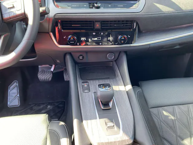 NISSAN Qashqai 1.3 DIG-T MHEV Tekna+ 4x4 Xtronic-Automat