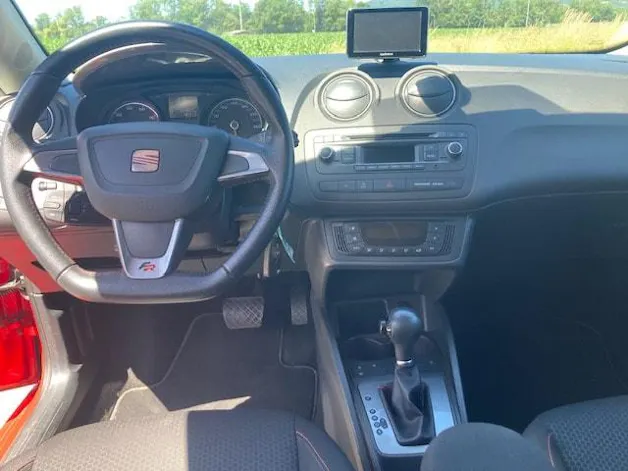 SEAT Ibiza 1.2 TSI FR Viva DSG