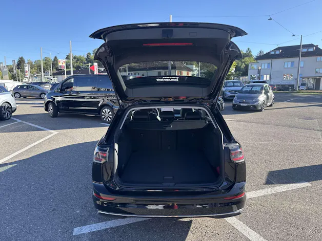 VW Golf Variant 2.0 TDi Life GOAL DSG-Automat