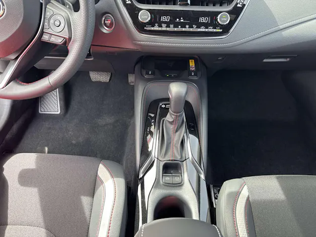 Toyota Corolla Touring Sports 2.0 HSD GR Sport e-CVT Automat