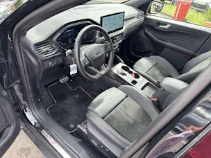 FORD Kuga 2.5 FHEV ST-Line X 4WD Automat
