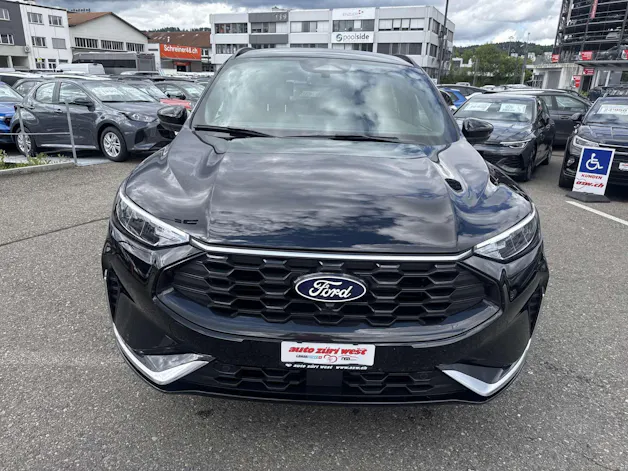 FORD Kuga 2.5 FHEV ST-Line X 4WD Automat
