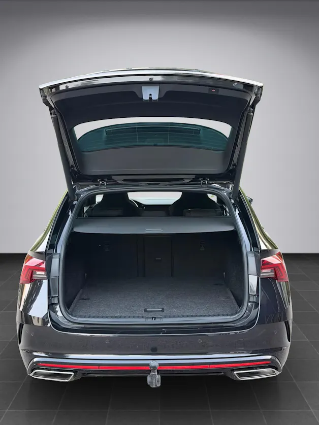 SKODA Octavia Combi 2.0 TDI DSG RS 4x4 * 200PS *