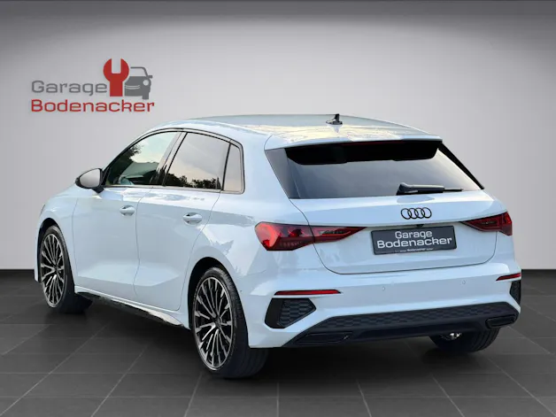 AUDI A3 Sportback 35 TFSI S line Attraction S-tronic