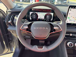 SKODA Kodiaq 2.0 TDi Selection 4x4 7-Plätzer DSG-Automat