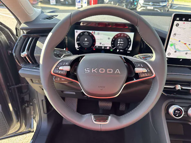 SKODA Kodiaq 2.0 TDi Selection 4x4 7-Plätzer DSG-Automat