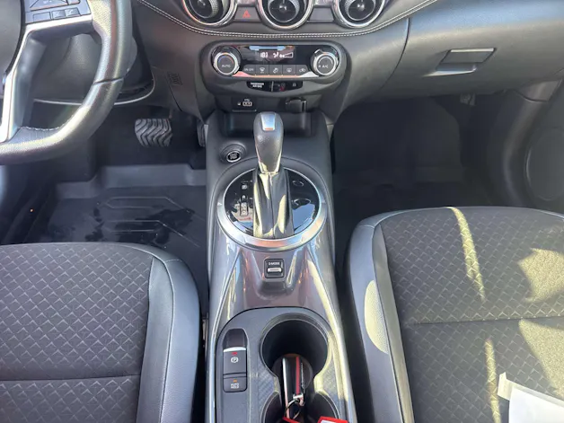 NISSAN Juke 1.0 DIG-T N-Connecta DCT-Automat