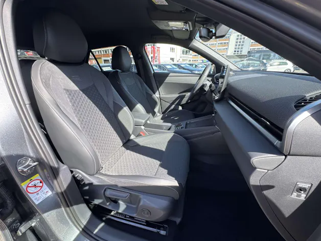 VW T-Roc 1.5 eTSi mHEV R-Line DSG-Automat