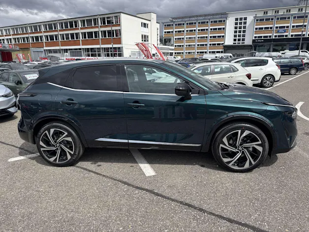 NISSAN Qashqai 1.3 DIG-T MHEV Tekna+ Xtronic-Automat