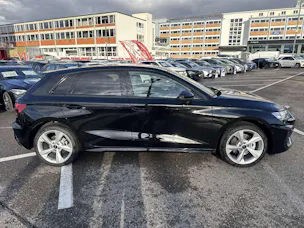 AUDI A3 Sportback 40 TFSi quattro S Line S-Tronic Automat