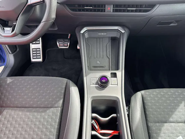 VW T-Roc 1.5 eTSi mHEV R-Line DSG-Automat