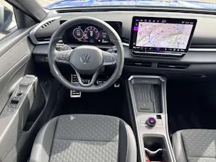 VW T-Roc 1.5 eTSi mHEV R-Line DSG-Automat