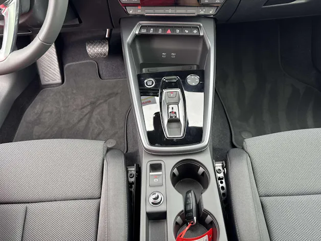 AUDI A3 Sportback 40 TFSi quattro S Line S-Tronic Automat