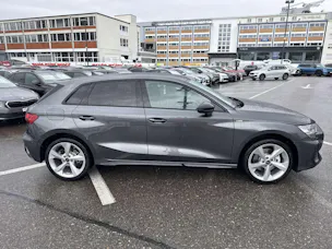 AUDI A3 Sportback 40 TFSi quattro S Line S-Tronic Automat