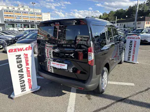 FORD Tourneo Courier 1.0 EcoBoost Titanium Automat