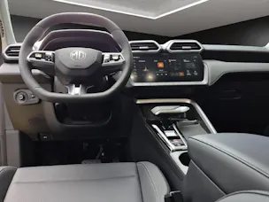 MG ZS 1.5 Hybrid+ Luxury Sunroof