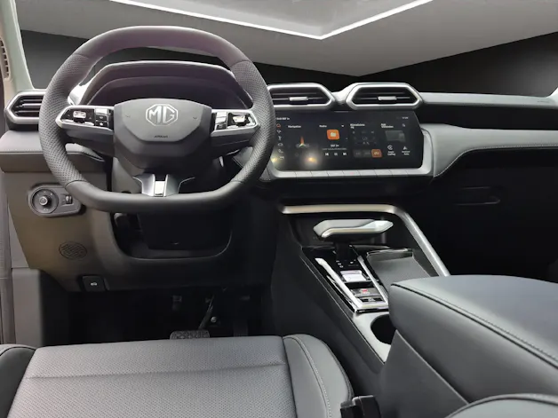 MG ZS 1.5 Hybrid+ Luxury Sunroof