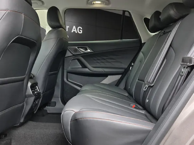 MG HS 1.5 Hybrid Luxury