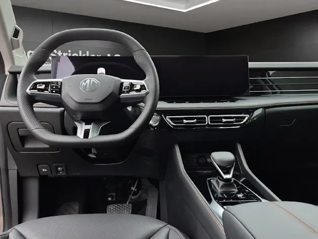 MG HS 1.5 Hybrid Luxury