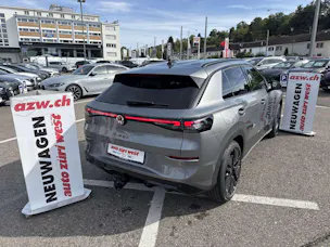 VW T-Roc 1.5 eTSi mHEV R-Line DSG-Automat