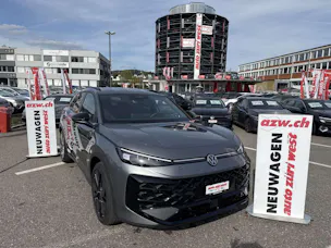VW T-Roc 1.5 eTSi mHEV R-Line DSG-Automat