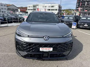 VW T-Roc 1.5 eTSi mHEV R-Line DSG-Automat