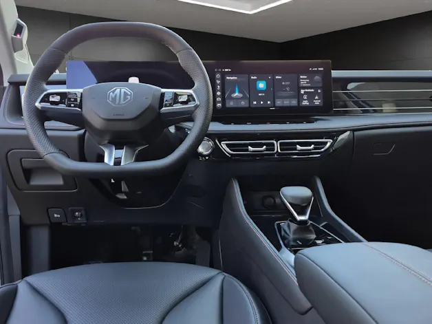 MG HS 1.5 Hybrid Luxury