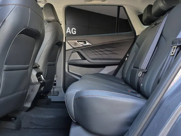 MG HS 1.5 Hybrid Luxury