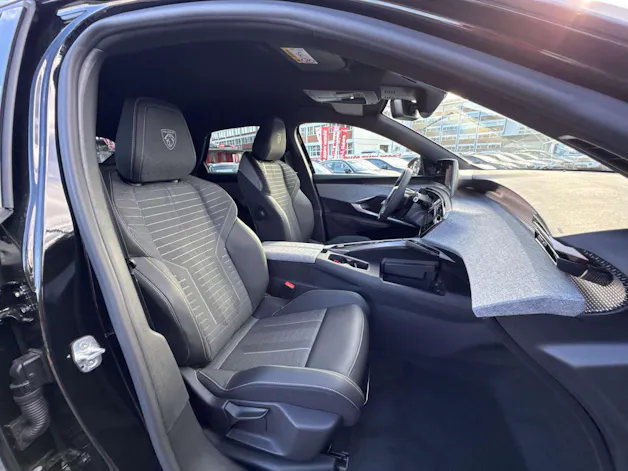PEUGEOT 3008 145 GT Hybrid e-DCS-Automat
