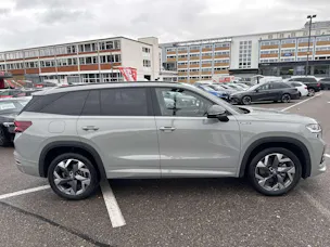 SKODA Kodiaq 2.0 TDI Sportline 7-Plätzer DSG-Automat